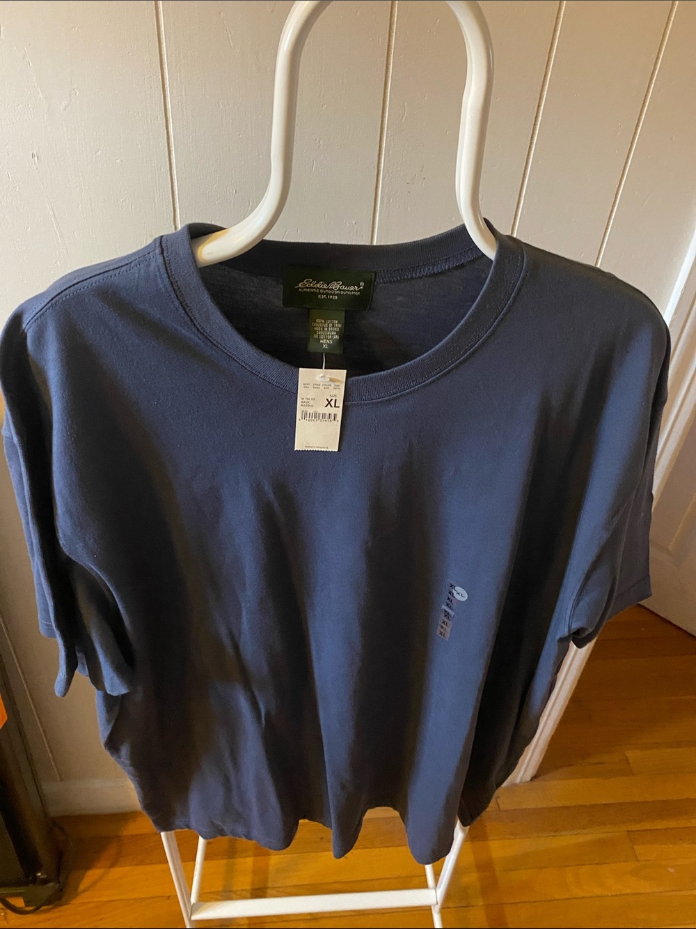 Men’s Eddie Bauer T-shirt size XL color NileBlue New